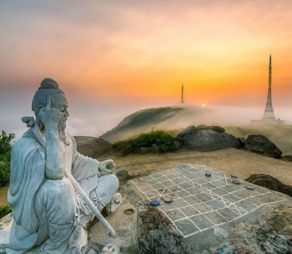 Son Tra Peninsula: A Peaceful Haven in the Heart of the Coastal City